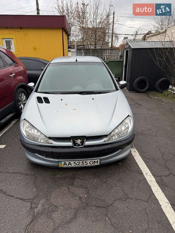 Peugeot 206 2004
