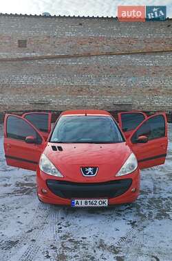 Хетчбек Peugeot 206 2009 в Тернівці