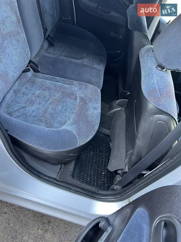 Peugeot 206 2000 VIN VF32ARHYF41021518 фото оголошення 15 з 73