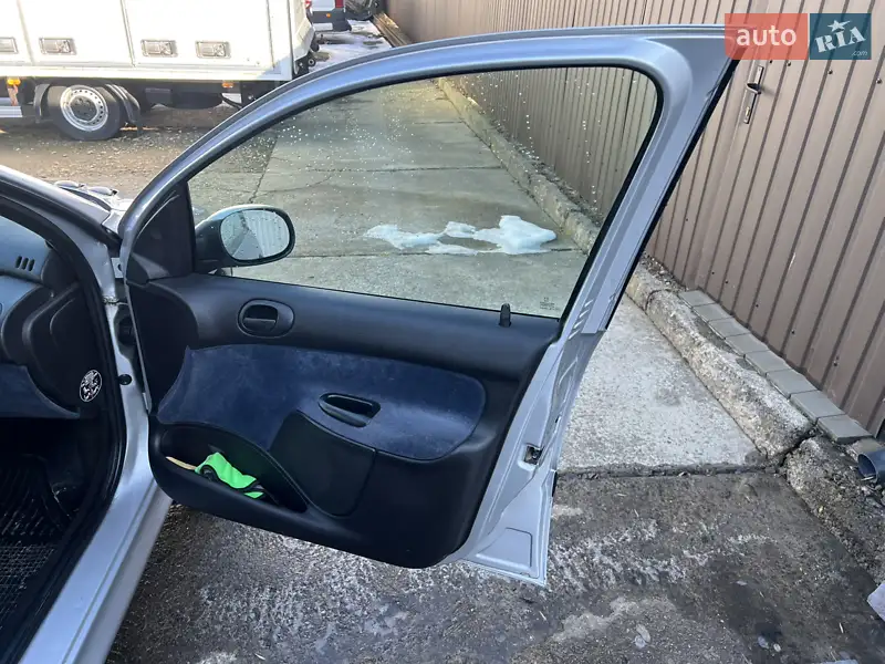 Peugeot 206 2000 VIN VF32ARHYF41021518 фото оголошення 18 з 73
