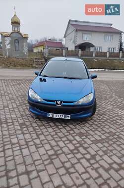 Хэтчбек Peugeot 206 2006 в Черновцах