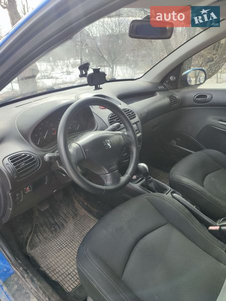 Хэтчбек Peugeot 206 2006 в Харькове