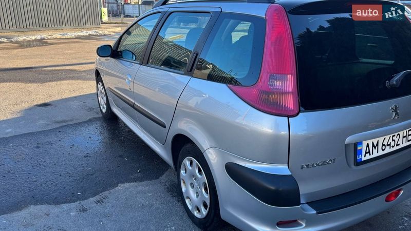 Универсал Peugeot 206 2003 в Житомире