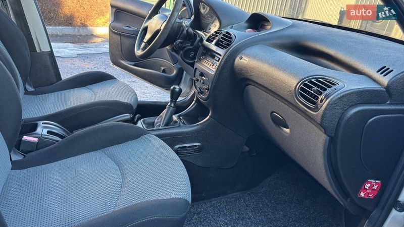 Универсал Peugeot 206 2003 в Житомире