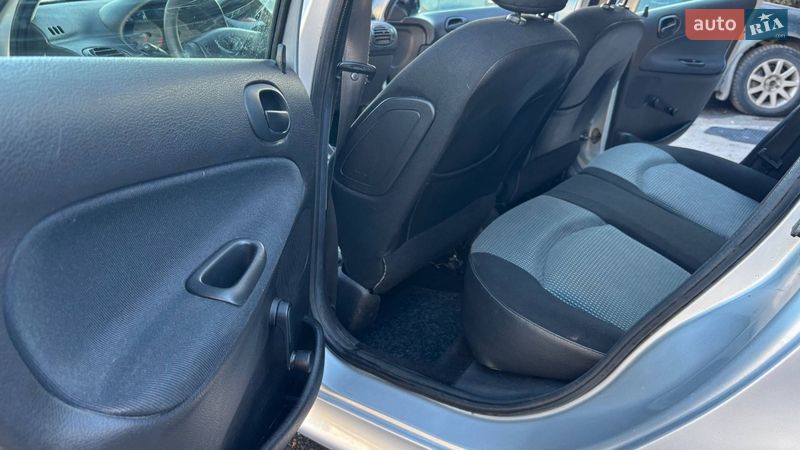 Универсал Peugeot 206 2003 в Житомире