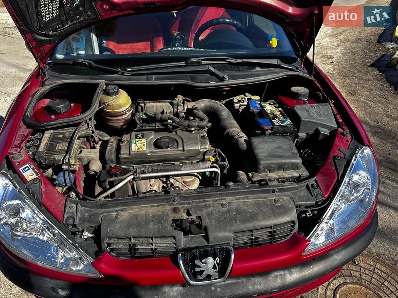 Хэтчбек Peugeot 206 2008 в Киеве