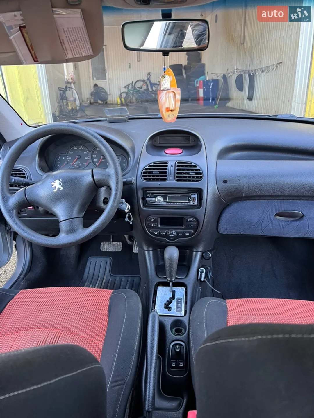 2001 Peugeot 206 - мініатюра 8