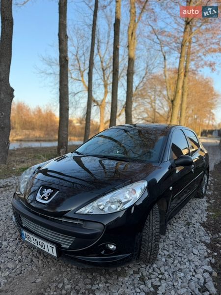 Седан Peugeot 206 2011 в Виннице