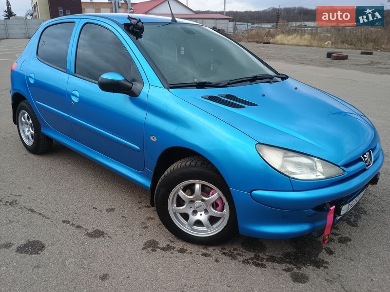 Хэтчбек Peugeot 206 1999 в Виннице фото 2 Хэтчбек Peugeot 206 1999 в Виннице