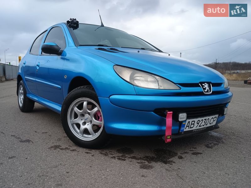 Хэтчбек Peugeot 206 1999 в Виннице фото 5 Хэтчбек Peugeot 206 1999 в Виннице