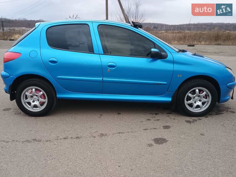 Хэтчбек Peugeot 206 1999 в Виннице фото 14 Хэтчбек Peugeot 206 1999 в Виннице