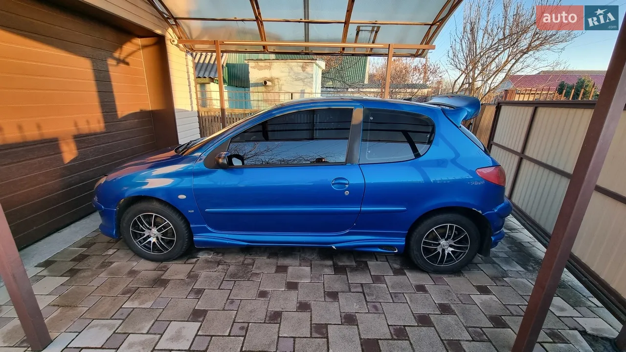 2004 Peugeot 206 - мініатюра 12