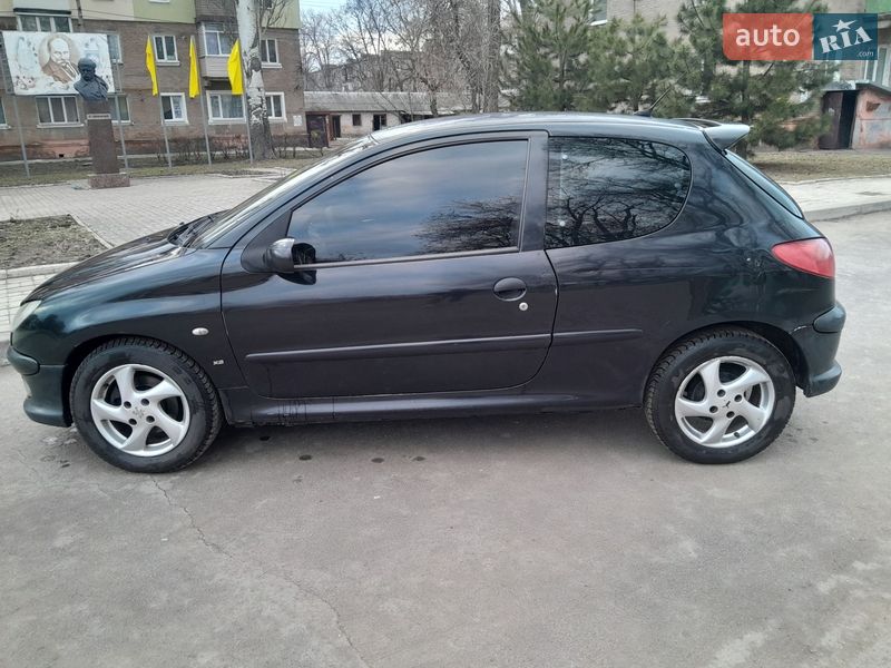 Хэтчбек Peugeot 206 2002 в Днепре фото 9 Хэтчбек Peugeot 206 2002 в Днепре