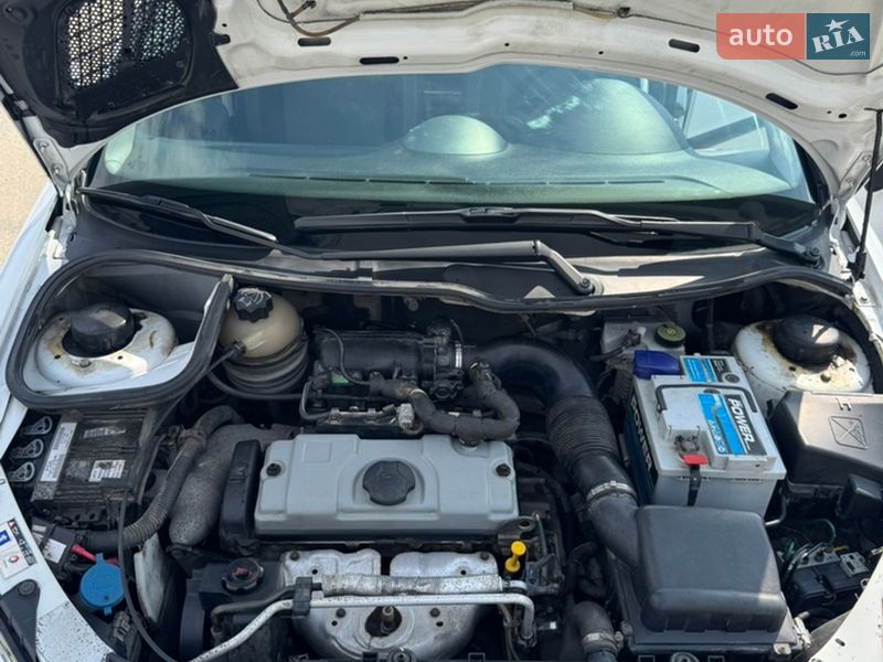 Хетчбек Peugeot 206 2006 в Сумах