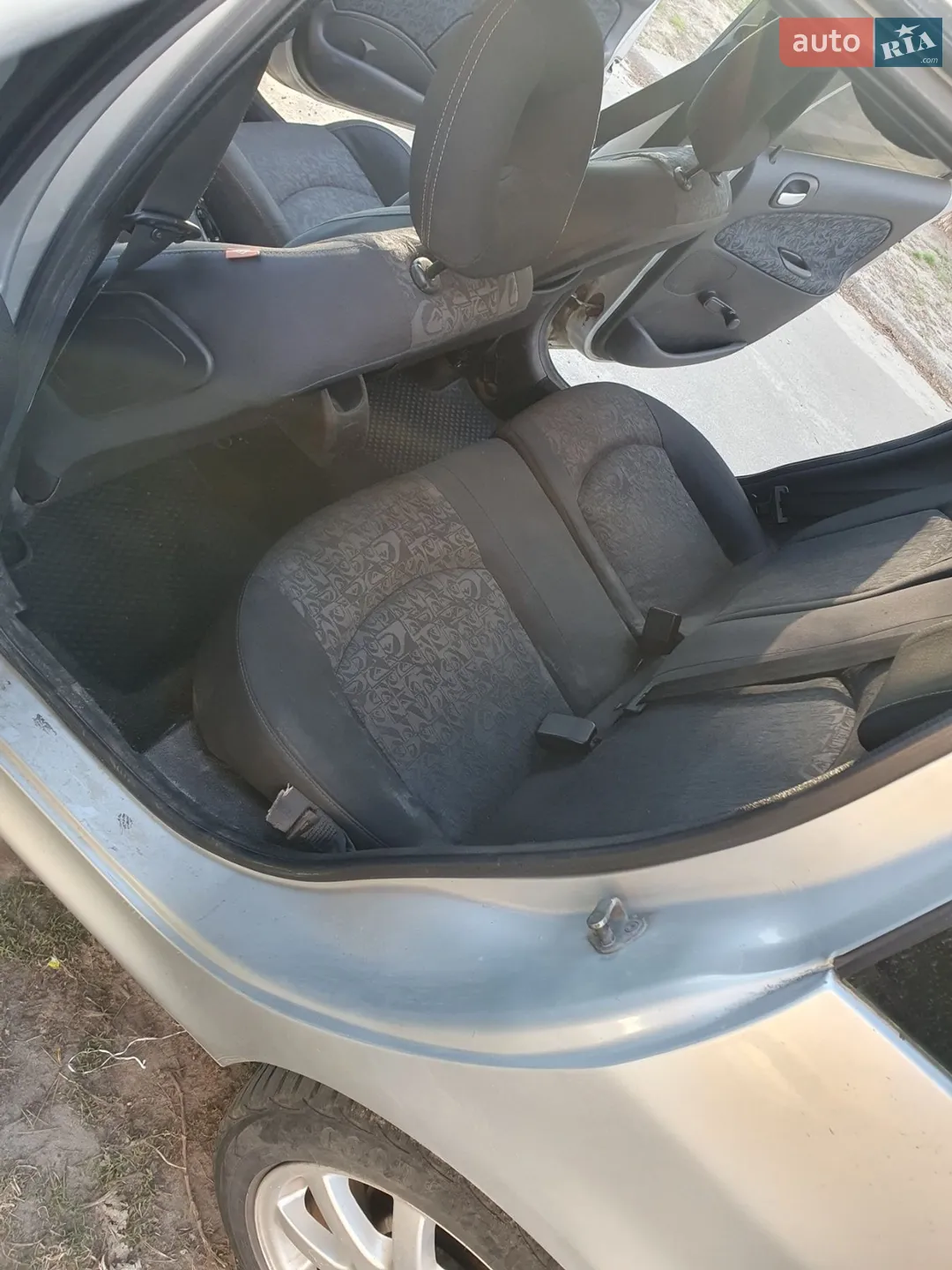 2004 Peugeot 206 - мініатюра 4