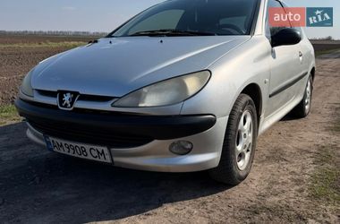 Хетчбек Peugeot 206 2000 в Житомирі