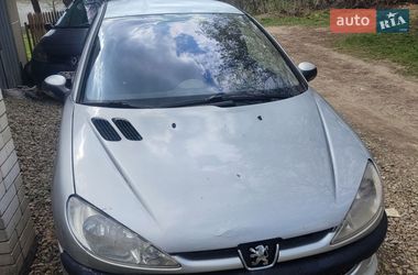 Хэтчбек Peugeot 206 2003 в Калуше