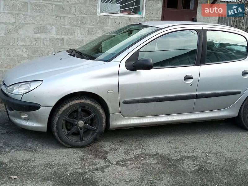 Peugeot 206