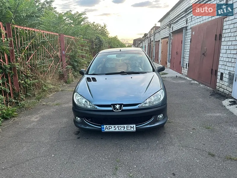 Peugeot 206 2008