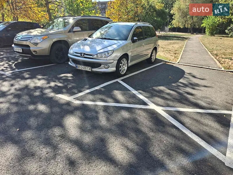 Peugeot 206