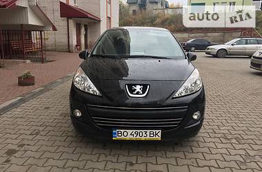 Хэтчбек Peugeot 207 2010 в Тернополе