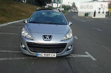 Универсал Peugeot 207 2011 в Луцке