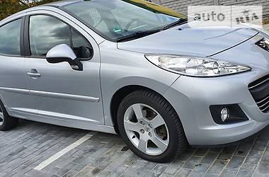 Хэтчбек Peugeot 207 2010 в Луцке