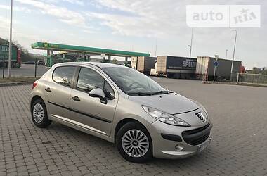 Хэтчбек Peugeot 207 2007 в Ивано-Франковске