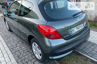 Хэтчбек Peugeot 207 2008 в Стрые