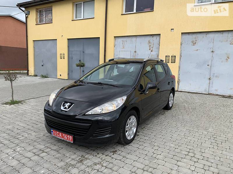 Универсал Peugeot 207 2011 в Львове