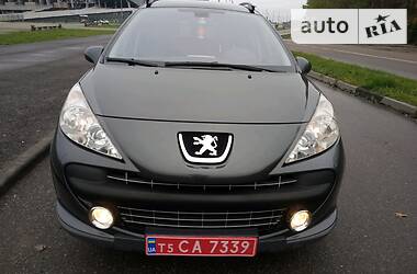 Универсал Peugeot 207 2009 в Львове