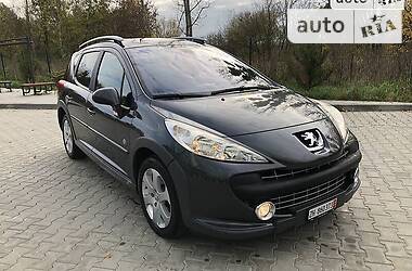 Универсал Peugeot 207 2009 в Львове