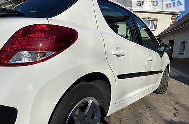 Хэтчбек Peugeot 207 2010 в Бучаче