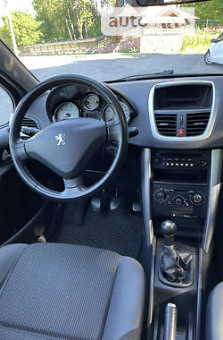 Хэтчбек Peugeot 207 2011 в Тернополе