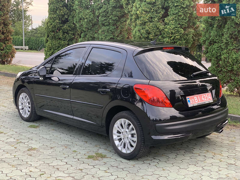 Хэтчбек Peugeot 207 2008 в Дубно фото 10 Хэтчбек Peugeot 207 2008 в Дубно