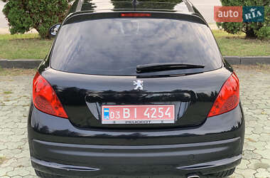 Хэтчбек Peugeot 207 2008 в Дубно