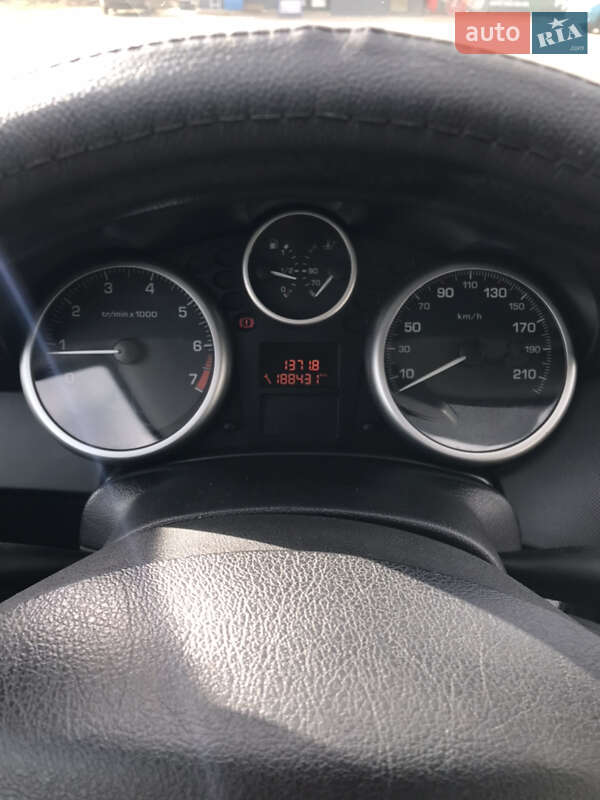 Хетчбек Peugeot 207 2006 в Калинівці