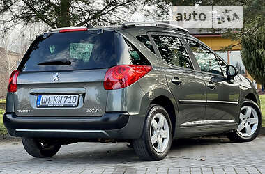 Універсал Peugeot 207 2011 в 