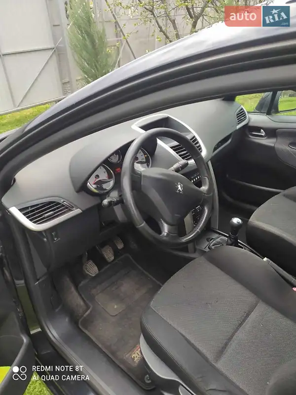 Peugeot 207