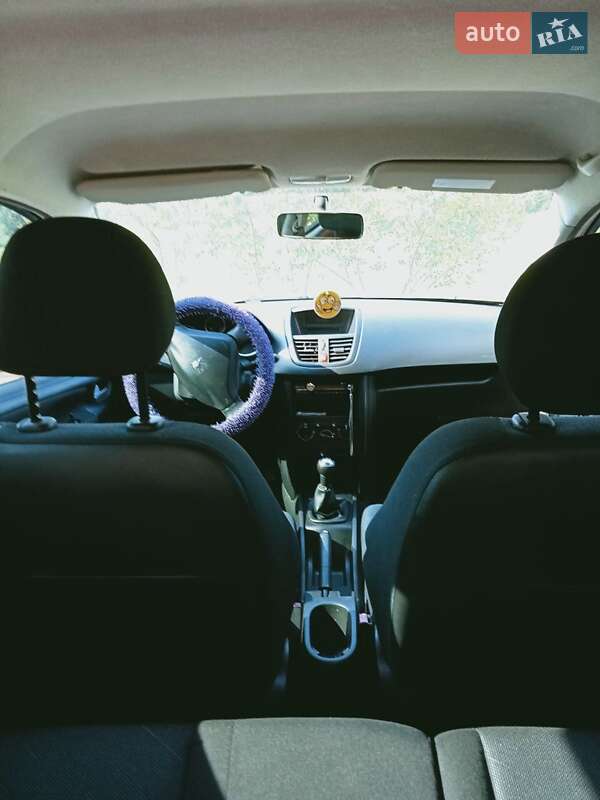 Хетчбек Peugeot 207 2007 в Миргороді фото 13 Хетчбек Peugeot 207 2007 в Миргороді