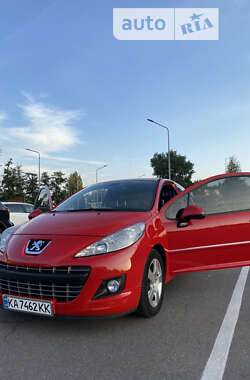 Хэтчбек Peugeot 207 2011 в 