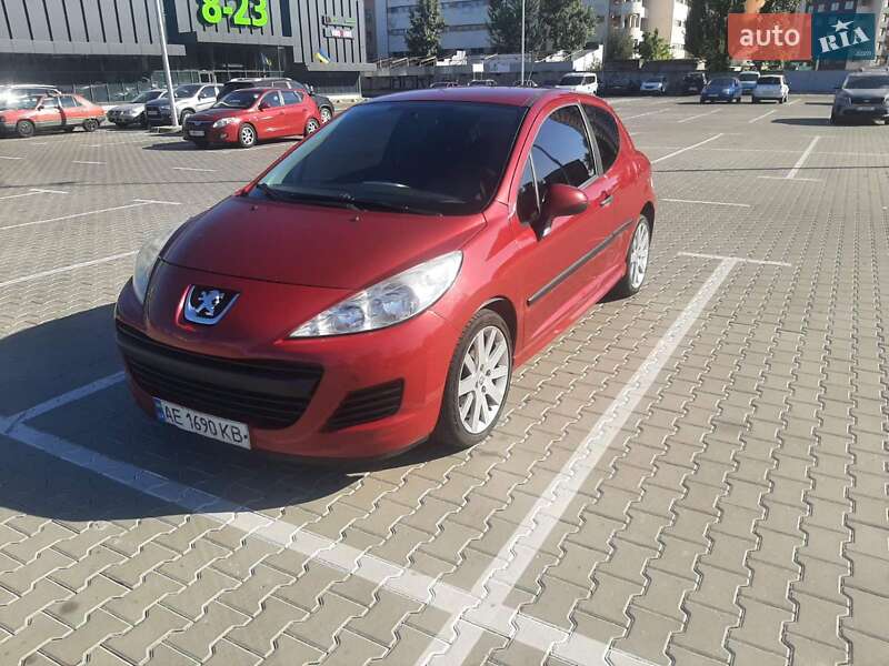 Peugeot 207 2010