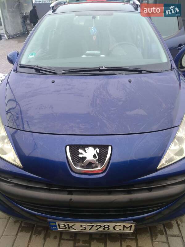 Універсал Peugeot 207 2007 в Здолбуніві
