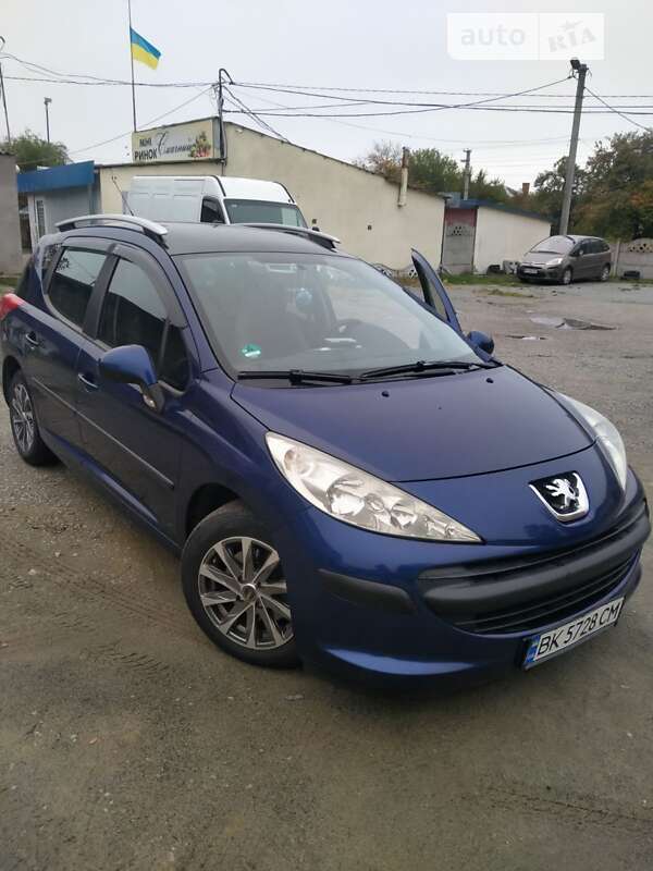 Універсал Peugeot 207 2007 в Здолбуніві