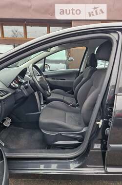Хэтчбек Peugeot 207 2008 в 