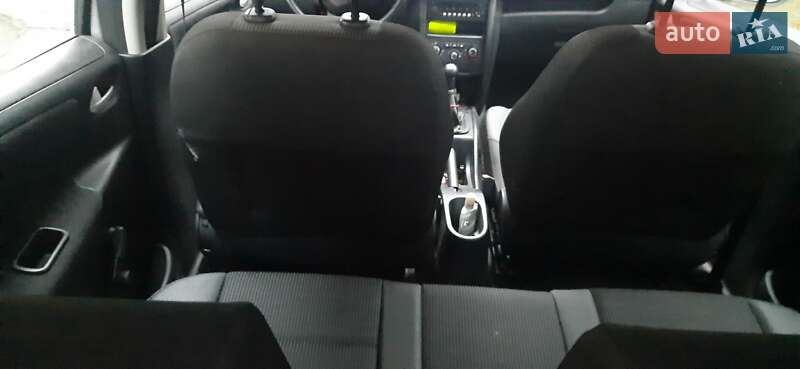 Универсал Peugeot 207 2010 в Броварах фото 40 Универсал Peugeot 207 2010 в Броварах