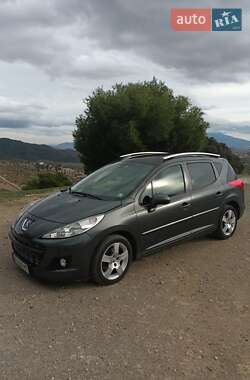 Универсал Peugeot 207 2011 в Львове