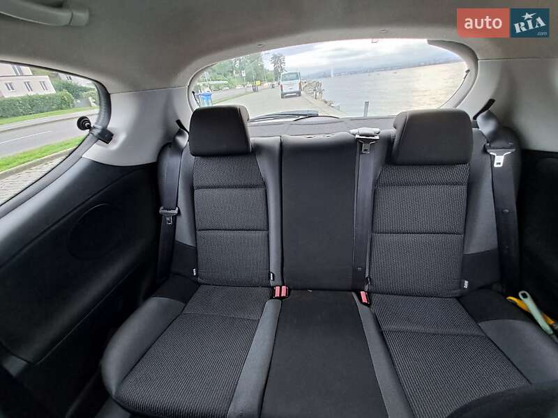 Хетчбек Peugeot 207 2011 в Києві