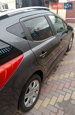 Універсал Peugeot 207 2007 в Горохові