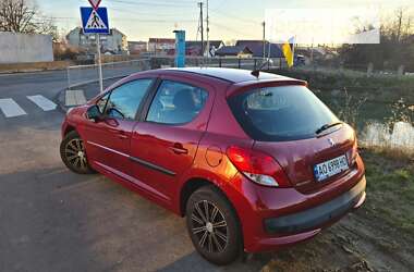 Хетчбек Peugeot 207 2010 в Ужгороді